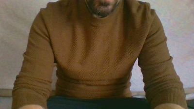 morenitoMad30 — modelo de webcam en línea en cam4