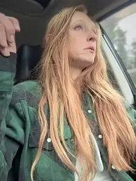 GoldenFlameGoddess — Stripchat stream photo (Apr 2026)