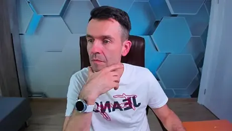 SteveTiger — Stripchat stream photo (Apr 2026)