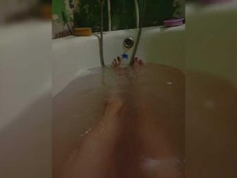 Kitty2044 — Bongacams stream photo (Sep 2026)
