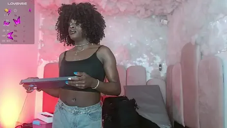 puca_ebony — Stripchat stream photo (Jun 2026)