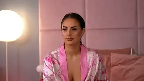 AlmaLuv — Stripchat stream photo (Apr 2026)