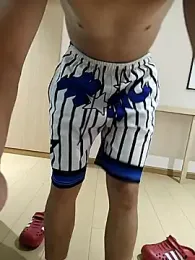 SYT_W — modelo de webcam en línea en stripchat