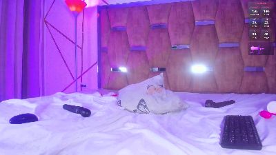 ScarletBlondie — modelo de webcam en línea en cam4