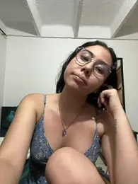 SweetPleassure_01 — Stripchat stream photo (May 2025)