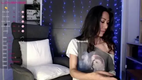 TheWildMiu — Stripchat stream photo (Nov 2023)