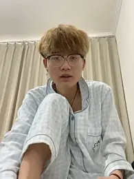 KK-cuteboy — Stripchat stream photo (Apr 2026)