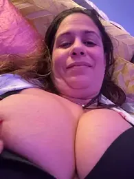 PrettyKittyMia — Stripchat stream photo (Dec 2025)