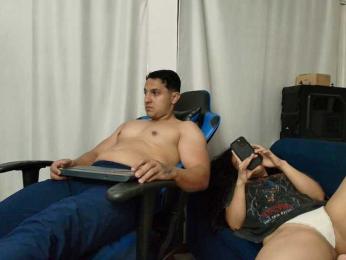 couplee-horny — modelo de webcam en línea en bongacams