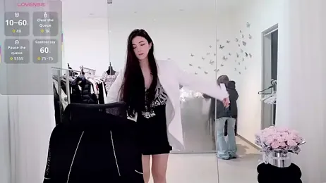 yangyang-777 — Stripchat stream photo (Apr 2026)