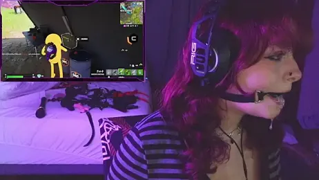 Violetfeverdream — Stripchat stream photo (Sep 2025)