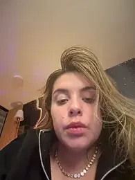 Alirawrz — Stripchat stream photo (Apr 2026)