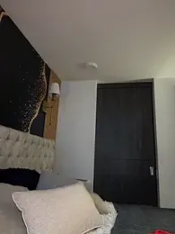 Alirawrz — modelo de webcam en línea en stripchat