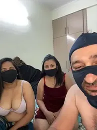 623415 — Stripchat stream photo (Nov 2024)