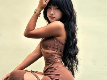 LouiseEve — modelo de webcam en línea en livejasmin