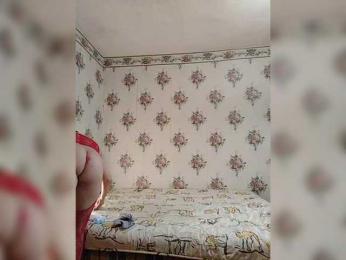 Alisa-33 — modelo de webcam en línea en bongacams