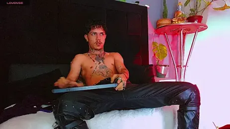 HannibalLester — Stripchat stream photo (Aug 2026)