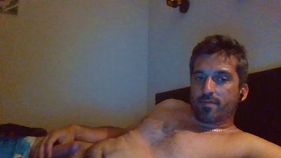 moumout1000 — Cam4 stream photo (Jun 2026)