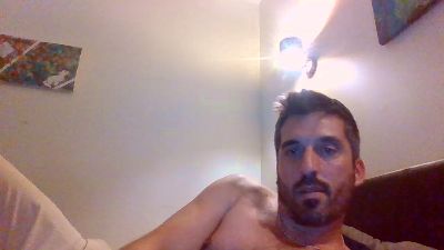 moumout1000 — Cam4 stream photo (Jul 2026)