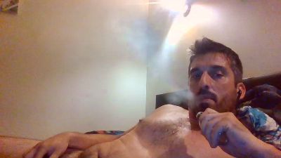 moumout1000 — Cam4 stream photo (Jul 2026)