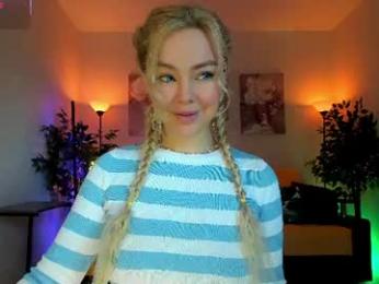 super_peach — Chaturbate stream photo (Aug 2026)