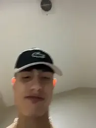 Lander_Cruz — modelo de webcam en línea en stripchat