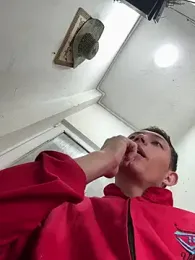 santiObrero — Stripchat stream photo (Apr 2026)