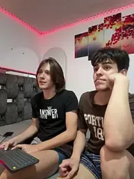 Alex_and_Fabian — modelo de webcam en línea en stripchat