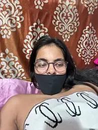 Sandhya_77 — Stripchat stream photo (Sep 2026)