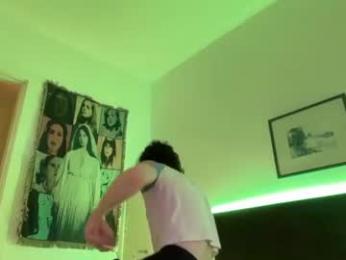 wow_lover — Chaturbate stream photo (Jun 2026)
