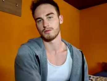 mikeygooner — modelo de webcam en línea en chaturbate