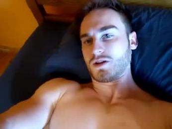 mikeygooner — modelo de webcam en línea en chaturbate