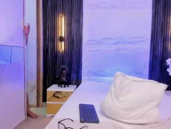 apolo_jonnes — Chaturbate stream photo (Apr 2026)