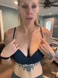ItsDanniG — Stripchat stream photo (Aug 2026)
