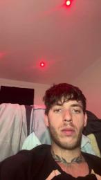 Wiidoboy22cm — modelo de webcam en línea en cam4