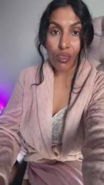 Indianbutterxo — modelo de webcam en línea en cam4