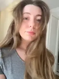 curvyflawless — Stripchat stream photo (Apr 2026)