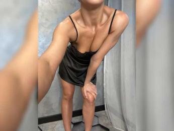 Viki-05 — modelo de webcam en línea en bongacams