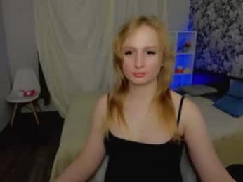 may_want — modelo de webcam en línea en chaturbate