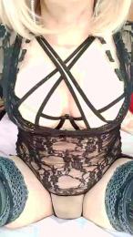 Princessdivina — Cam4 stream photo (May 2026)