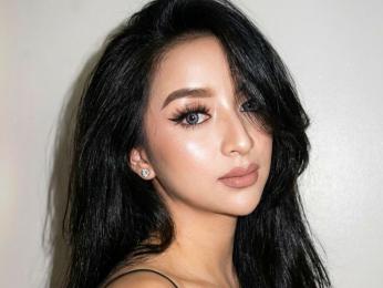 AyumiGrey — modelo de webcam en línea en livejasmin
