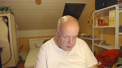 hotte1965hot — Cam4 stream photo (Nov 2025)