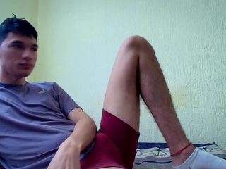 leons20cm — Camsoda stream photo (Apr 2026)