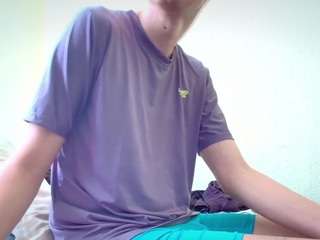 leons20cm — Camsoda stream photo (Apr 2026)