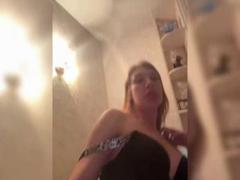 AnnaMaks12 — modelo de webcam en línea en bongacams