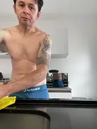 40HSCS — Stripchat stream photo (May 2025)