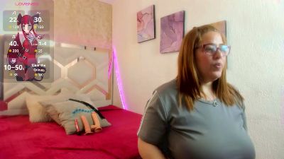 Kataleyamilf69_ — Cam4 stream photo (May 2026)