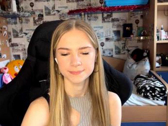 LuveniaMalena — Bongacams stream photo (Dec 2025)