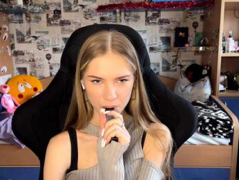 LuveniaMalena — Bongacams stream photo (Dec 2025)