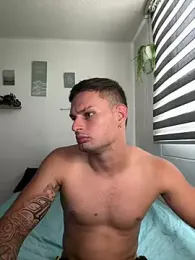 Fitmanx — Stripchat stream photo (Apr 2025)